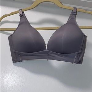 Basic Lightly lined casual bralette in color gray